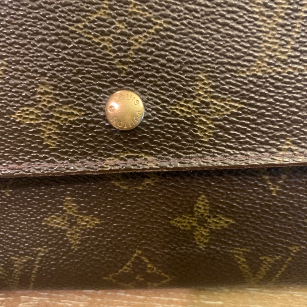 Authentic Louis Vuitton, Monogram Porte Tresor Wallet - Picture 15 of 15